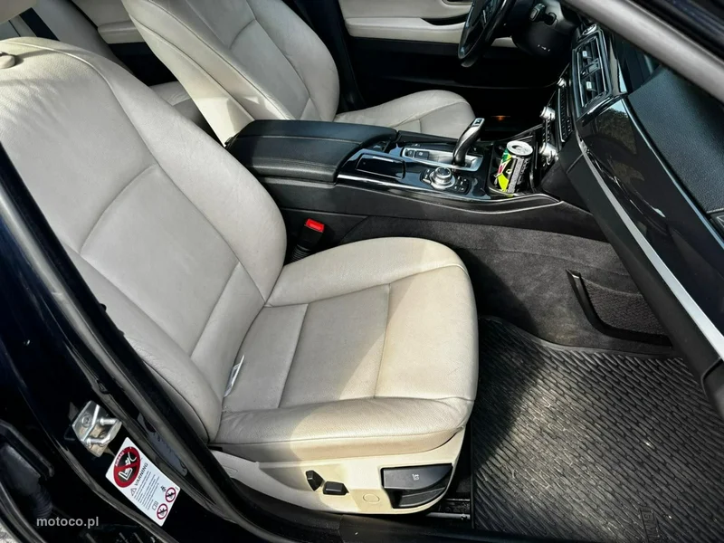 BMW Seria 5 F10 520 28