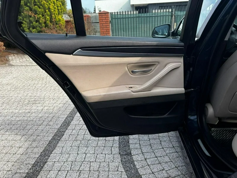 BMW Seria 5 F10 520 35