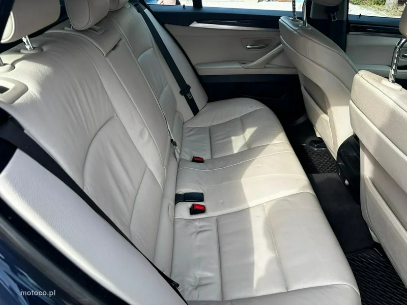 BMW Seria 5 F10 520 36