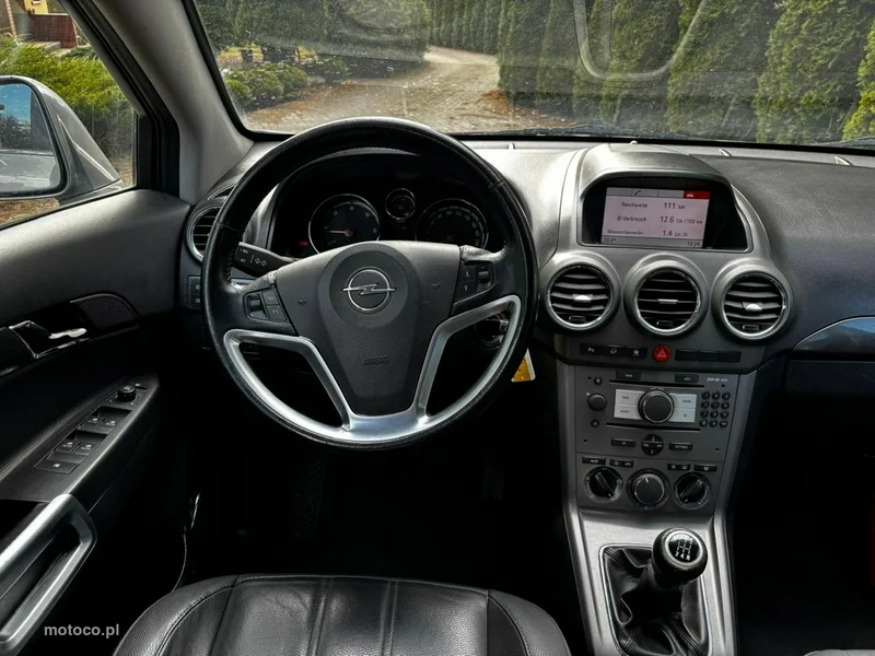 Opel Antara 32