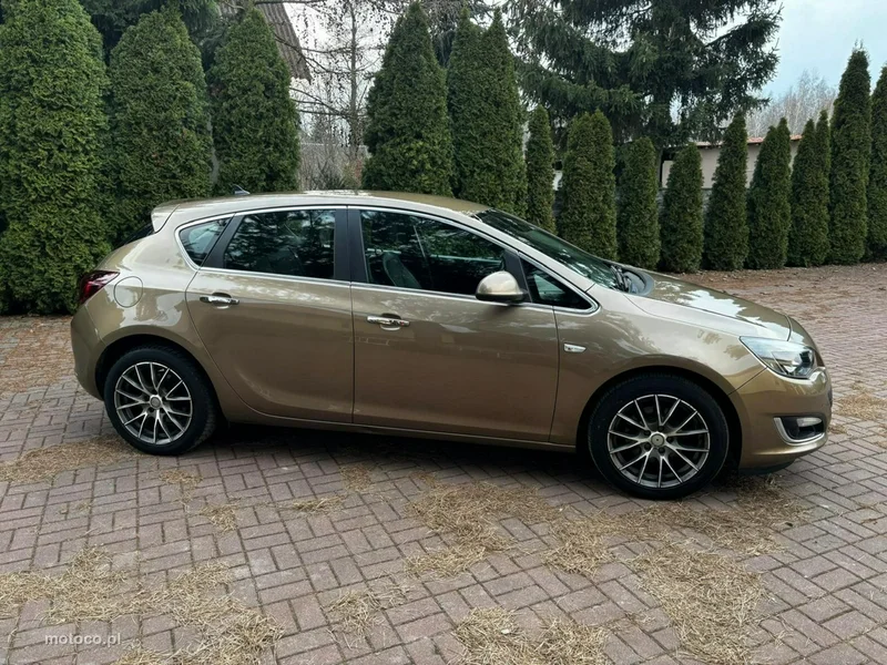 Opel Astra J 14