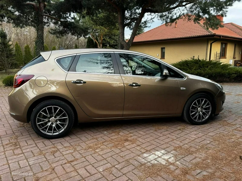 Opel Astra J 15