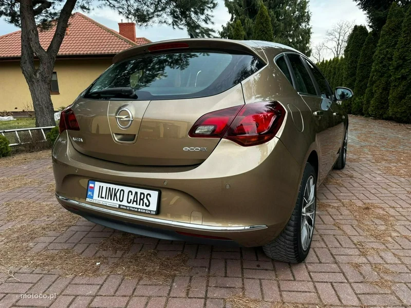Opel Astra J 19