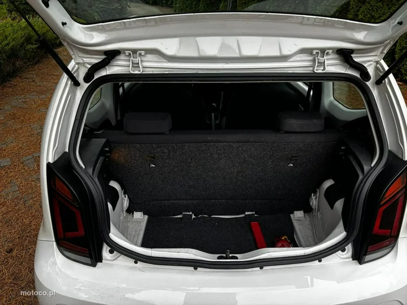 Volkswagen up! 23