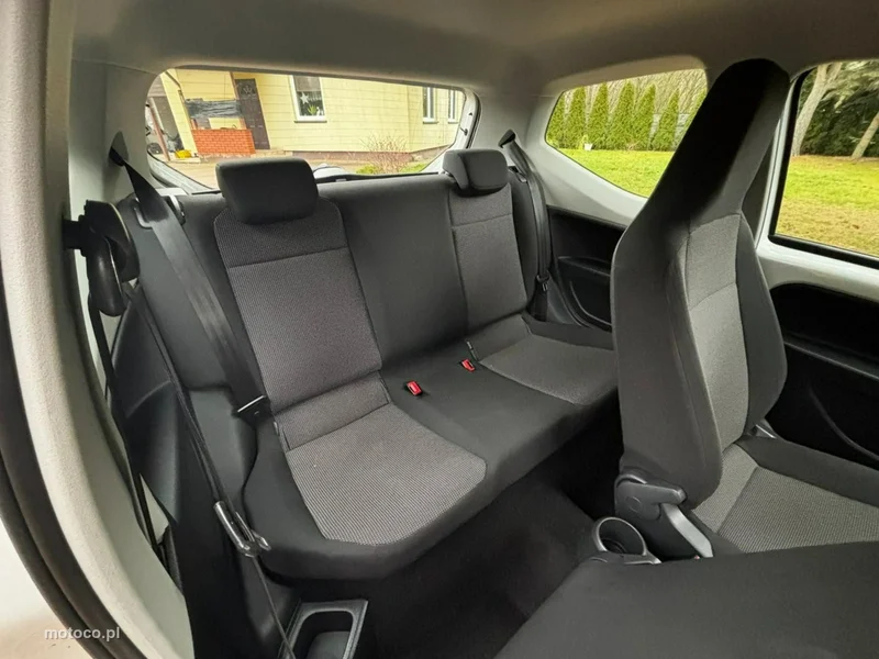 Volkswagen up! 24
