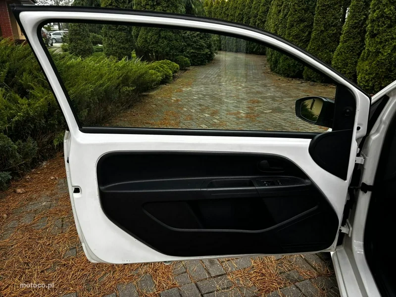 Volkswagen up! 31