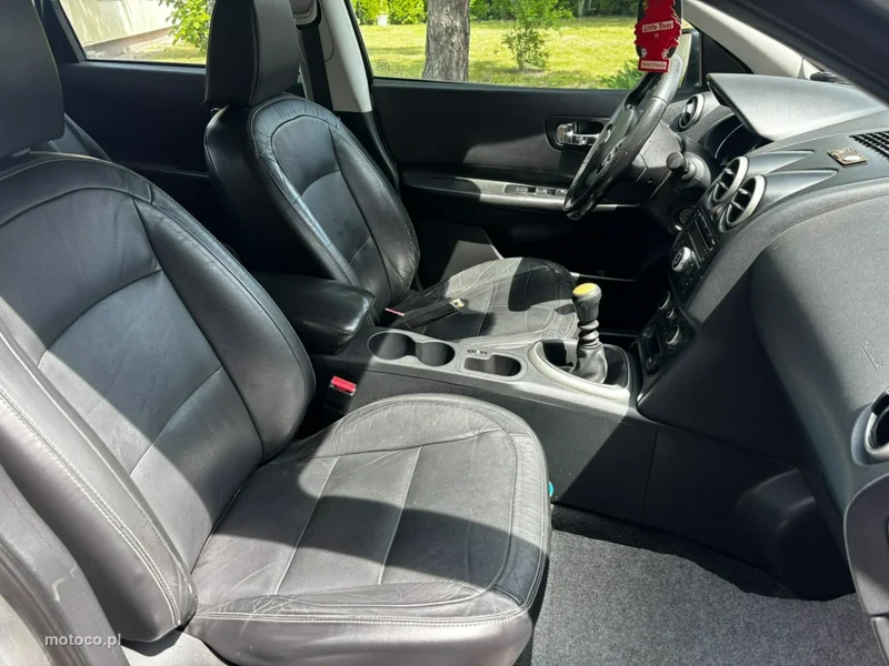 Nissan Qashqai 22