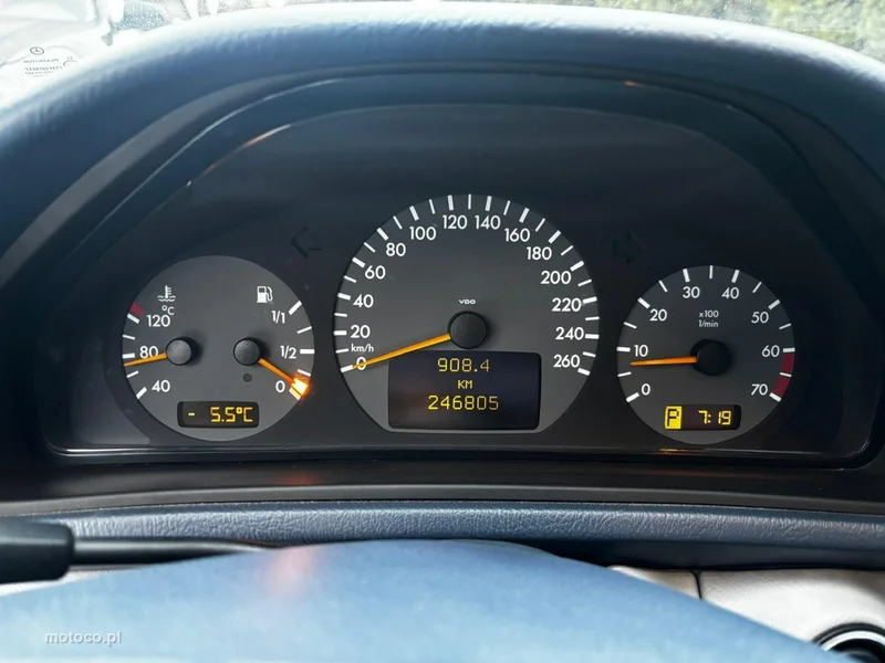 Mercedes-Benz CLK C208 CLK 200 20