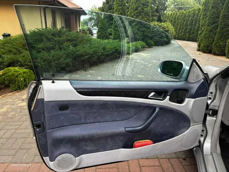 Mercedes-Benz CLK C208 CLK 200 35