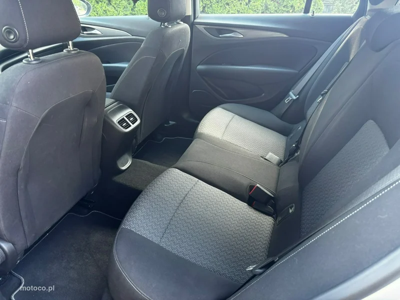Opel Insignia B 32