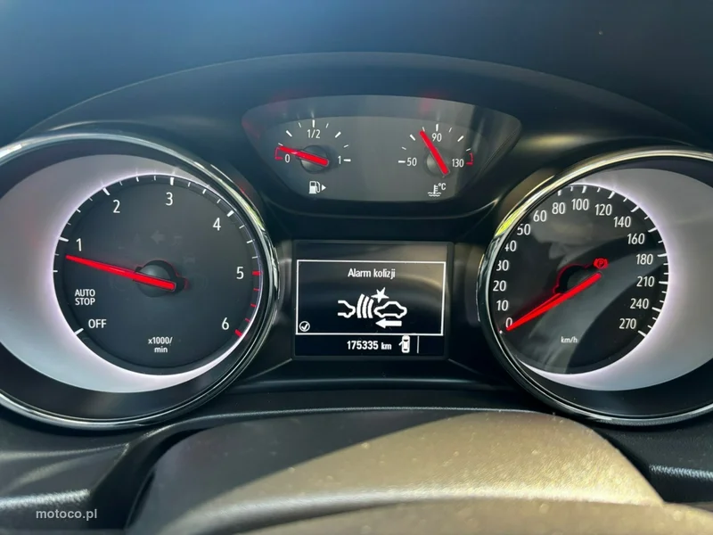 Opel Insignia B 36