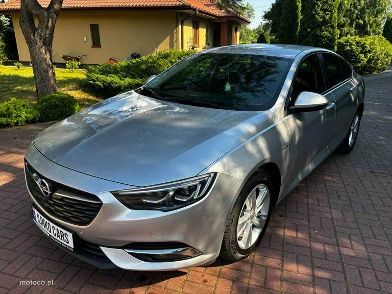 Opel Insignia B 5