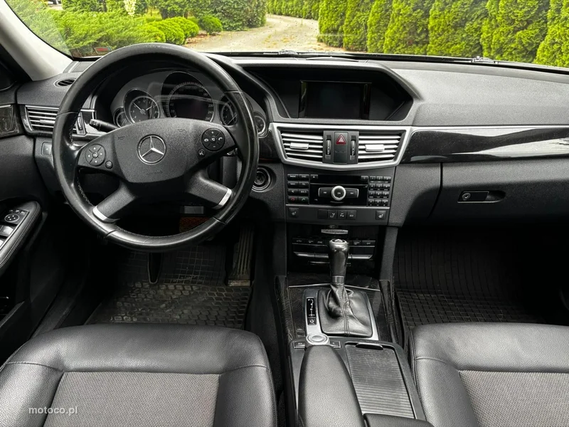 Mercedes-Benz Klasa E W212 E 200 16