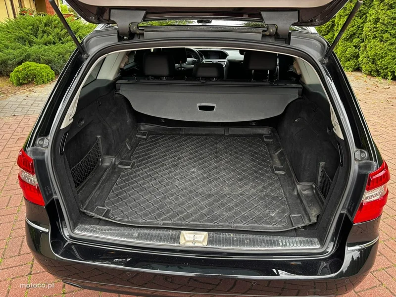 Mercedes-Benz Klasa E W212 E 200 21