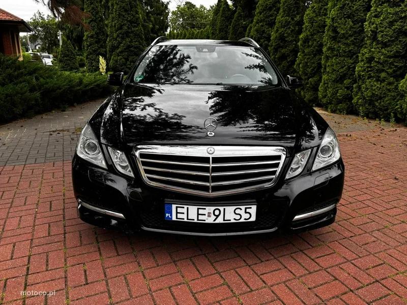 Mercedes-Benz Klasa E W212 E 200 4