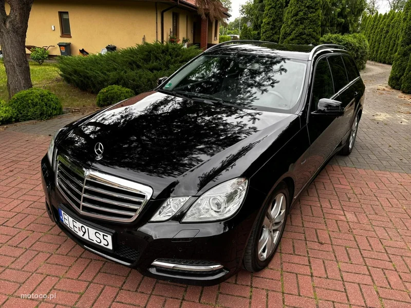 Mercedes-Benz Klasa E W212 E 200 38