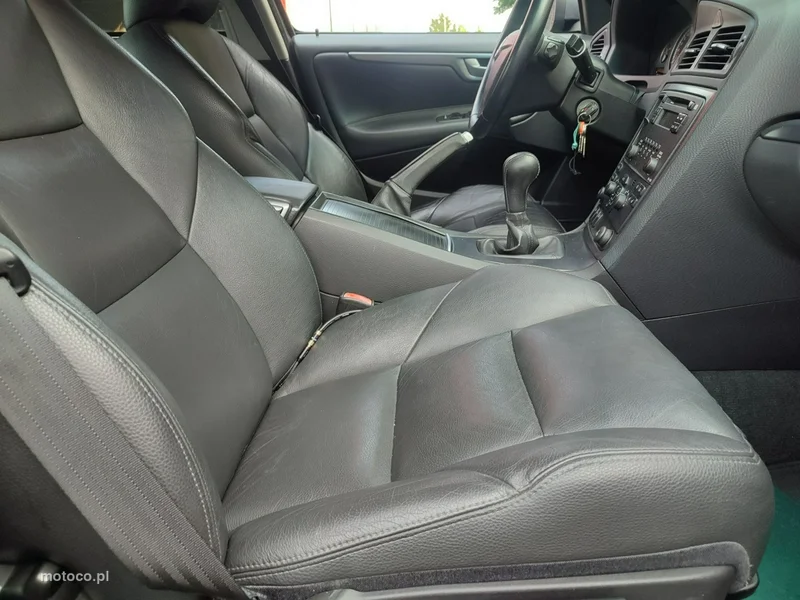 Volvo S60 24