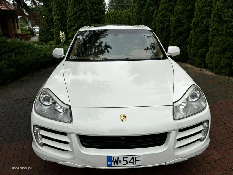 Porsche 718 Cayman 4