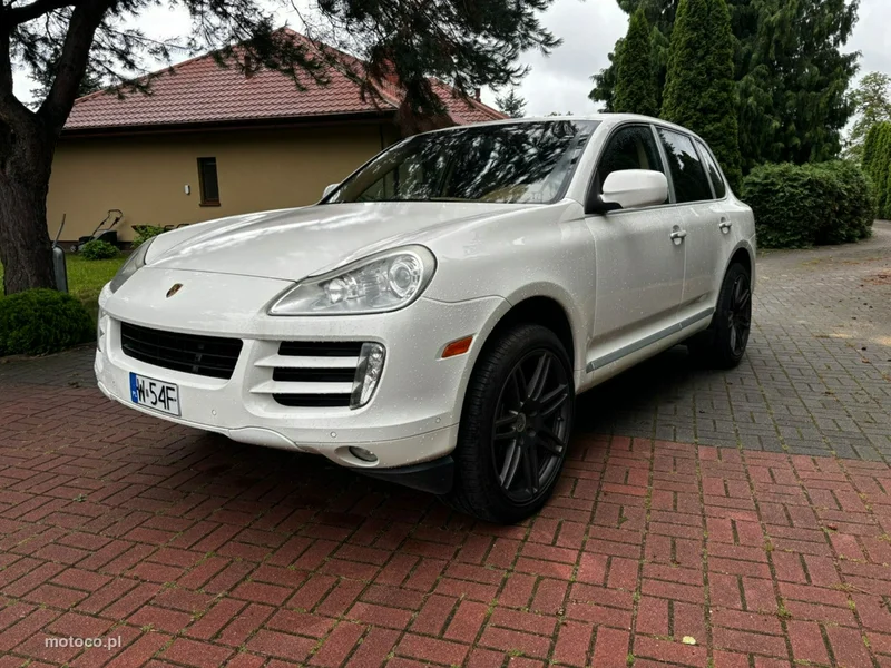 Porsche 718 Cayman 6