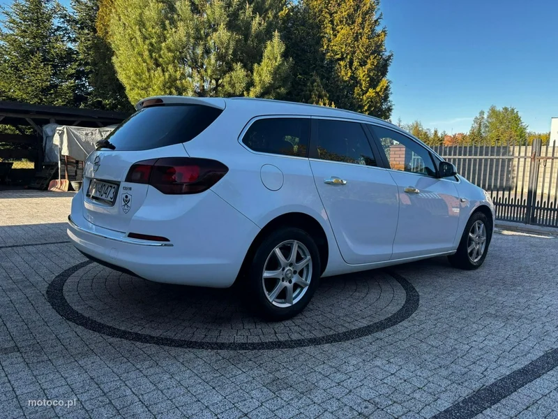 Opel Astra J 14