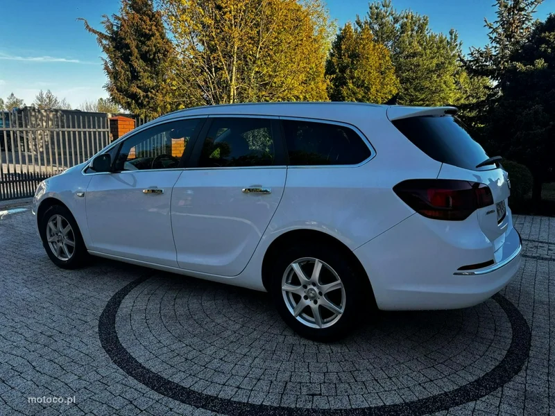 Opel Astra J 20