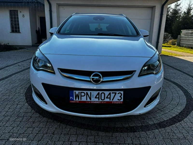 Opel Astra J 3