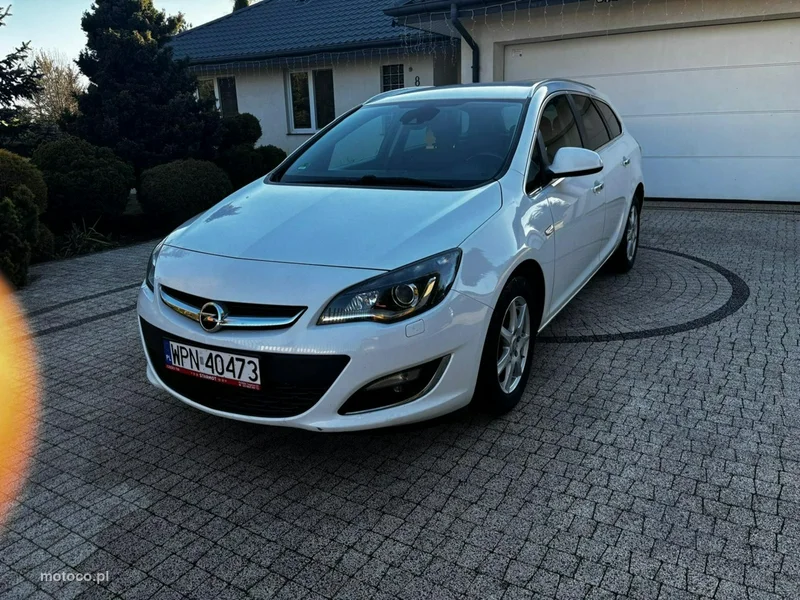 Opel Astra J 25