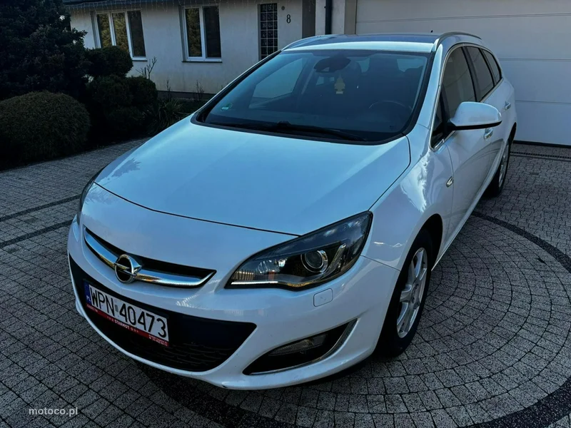 Opel Astra J 5
