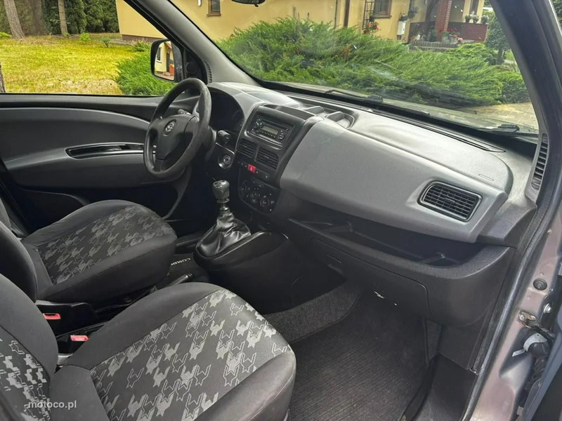 Opel Combo D 20