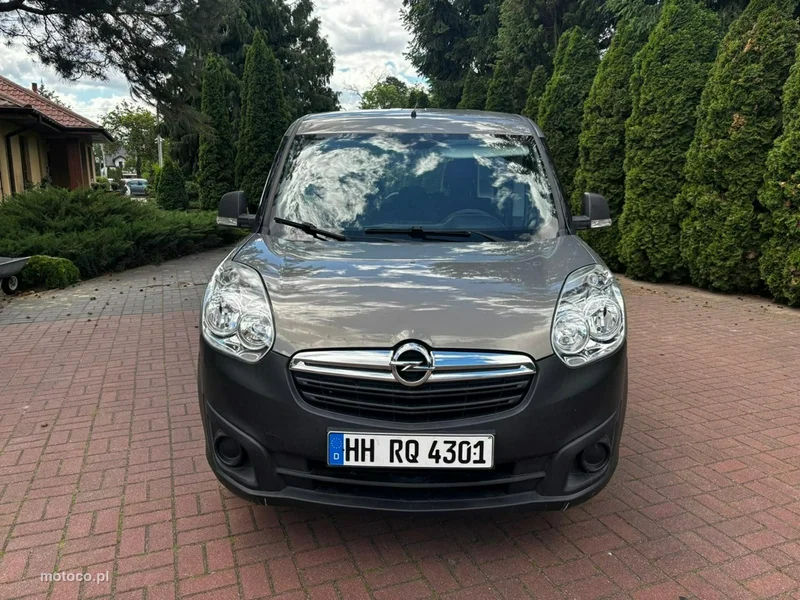 Opel Combo D 3