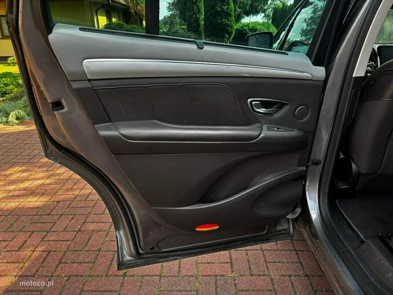 Renault Espace V 36