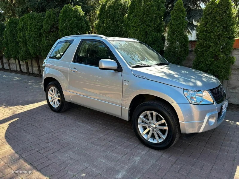Suzuki Grand Vitara 13