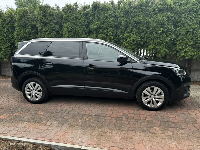 Peugeot 5008 12