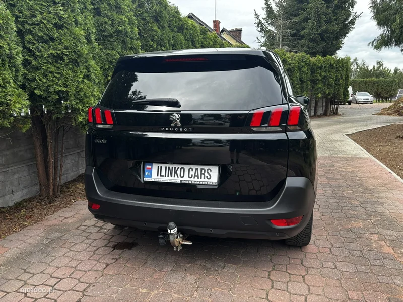 Peugeot 5008 17