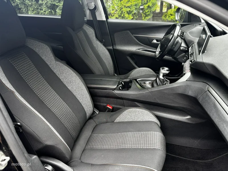 Peugeot 5008 29