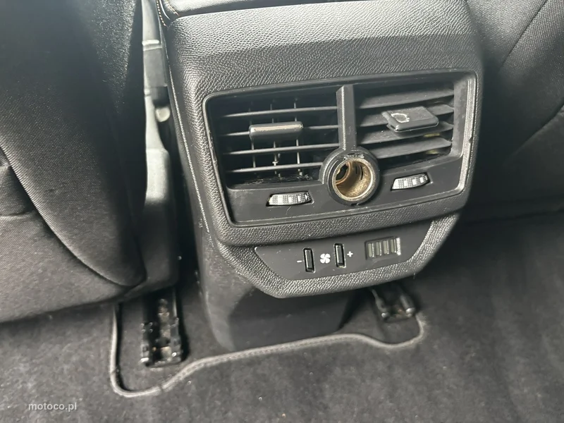 Peugeot 5008 34
