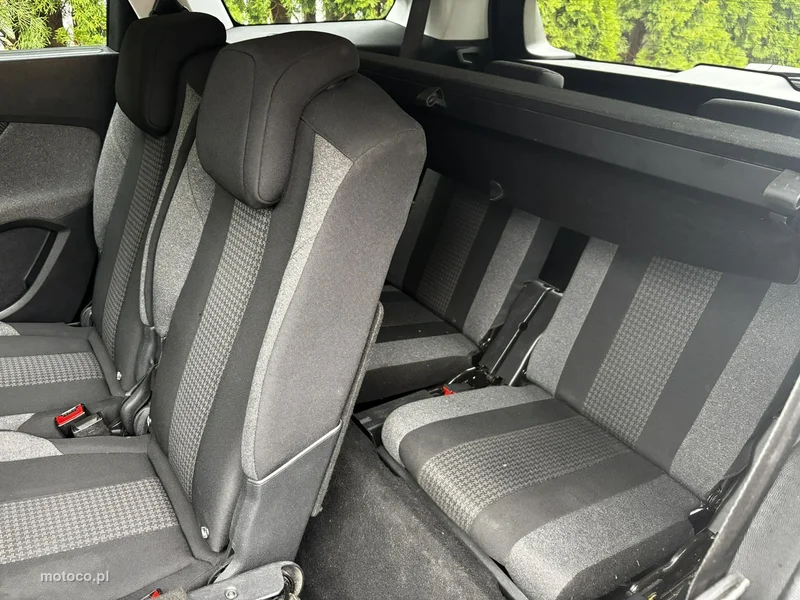 Peugeot 5008 36