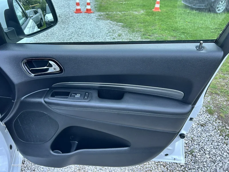 Dodge Durango 13