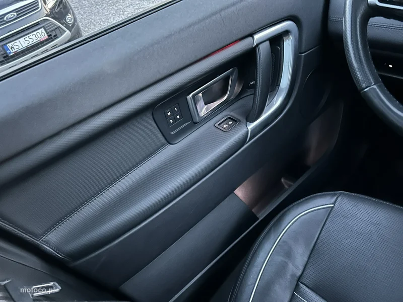 Land Rover Discovery Sport 19