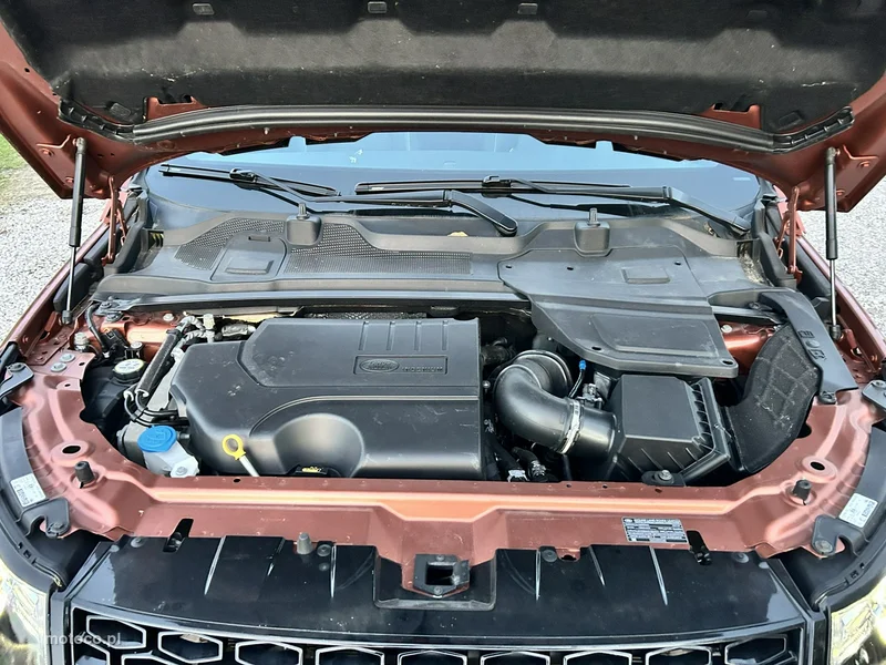 Land Rover Discovery Sport 28