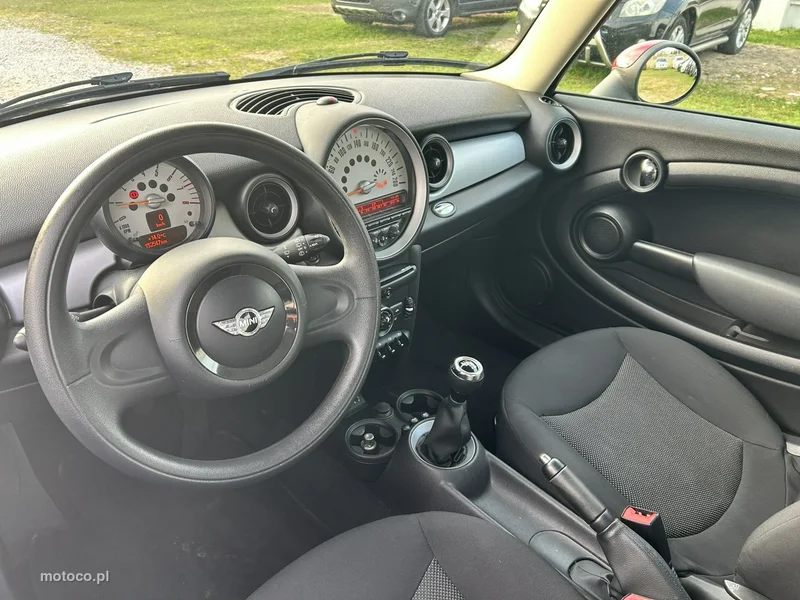 MINI Cooper 10