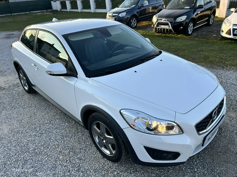 Volvo C30 16