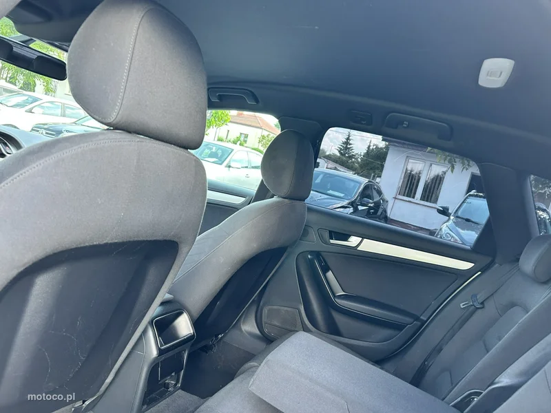 Audi A4 B8 12