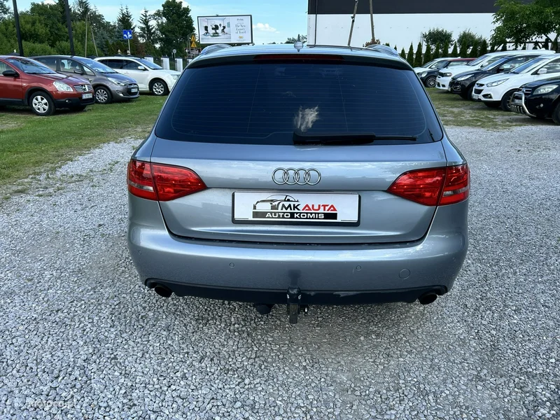 Audi A4 B8 6