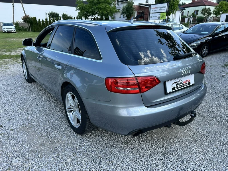Audi A4 B8 7