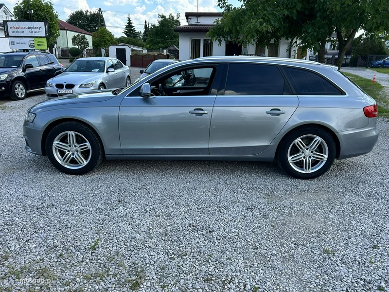 Audi A4 B8 8