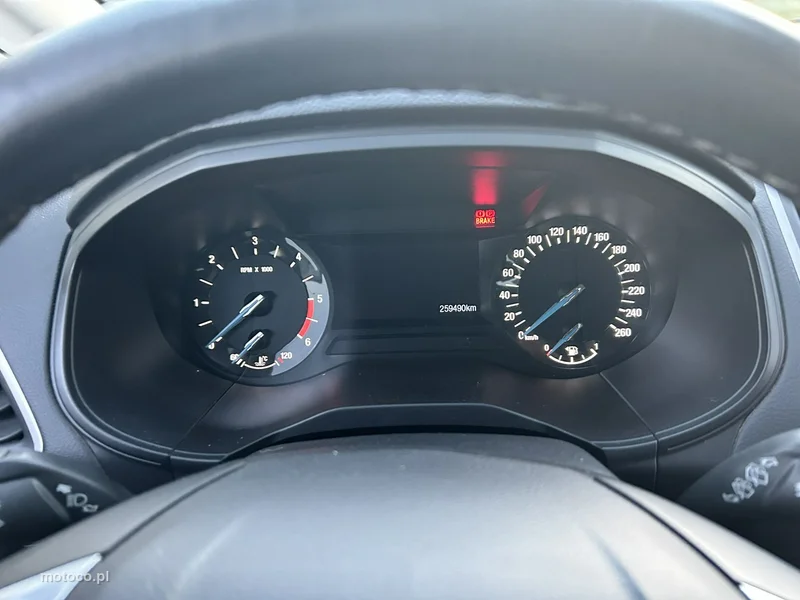 Ford S-Max II 13