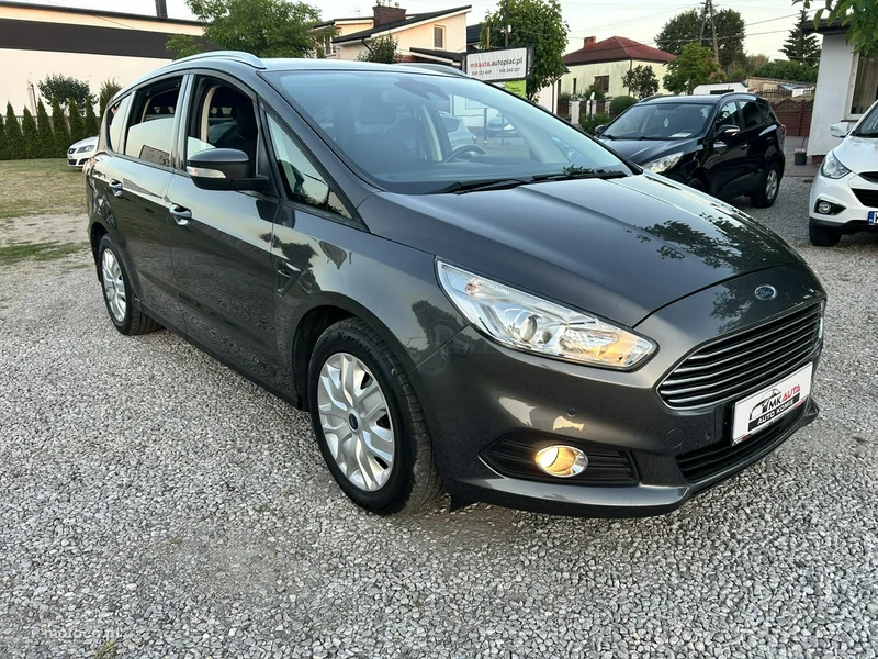 Ford S-Max II 3