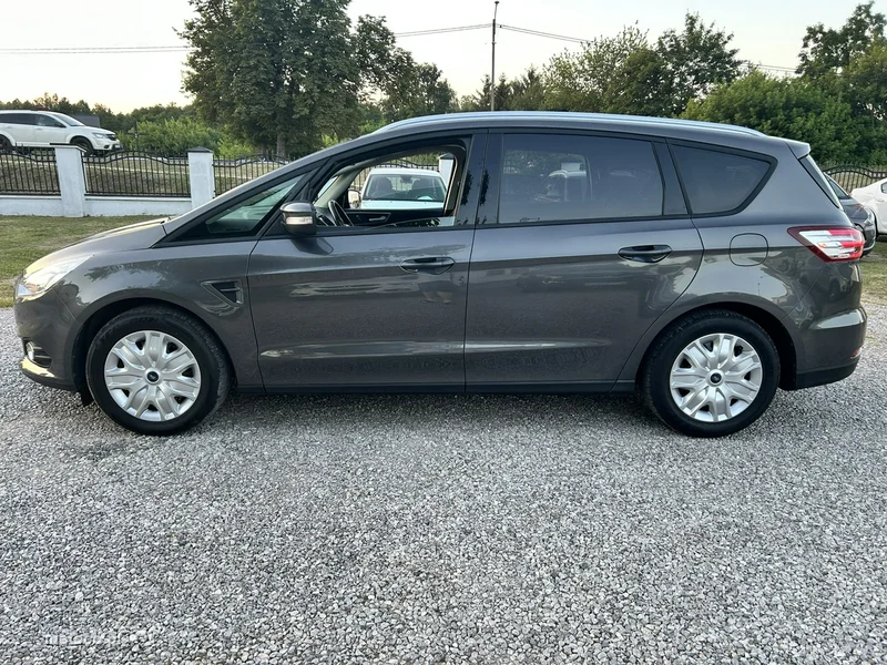 Ford S-Max II 8