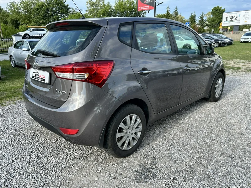 Hyundai ix20 5